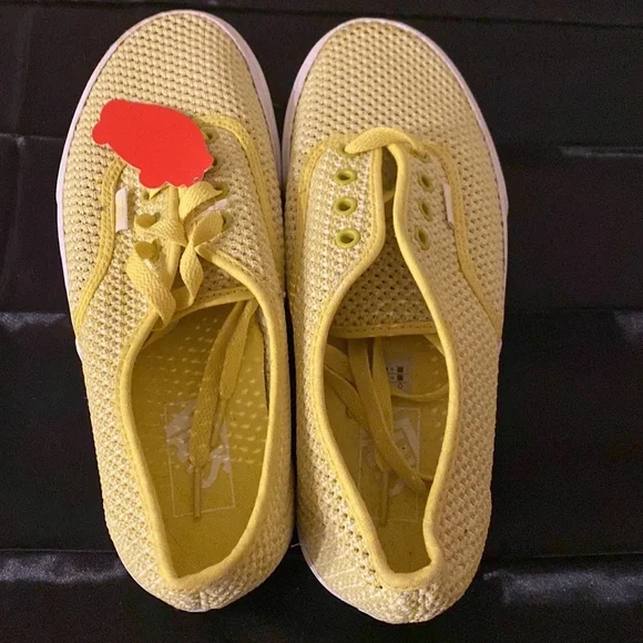 YELLOW WOVEN VANS SIZED 9 - Picture 3 of 4